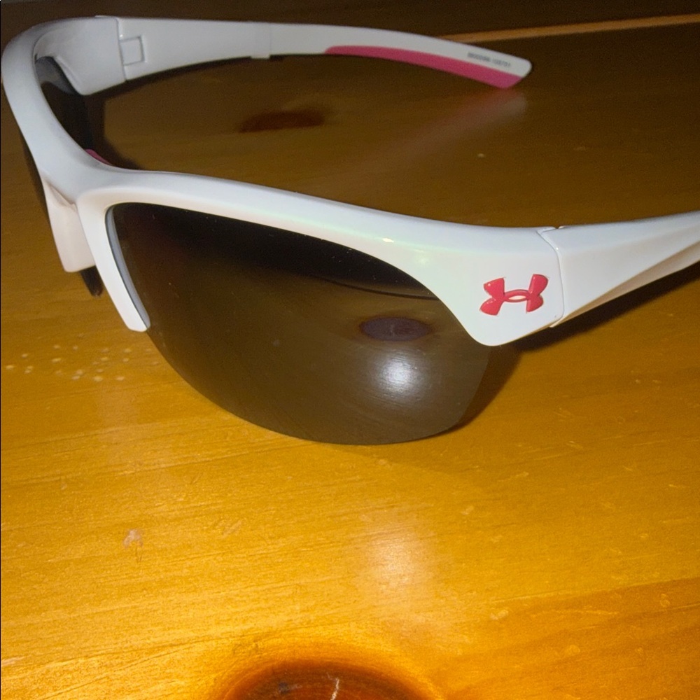 Under Armour White and Pink Sport Sunglasses with Black Logo Pouch - Picture 11 of 12